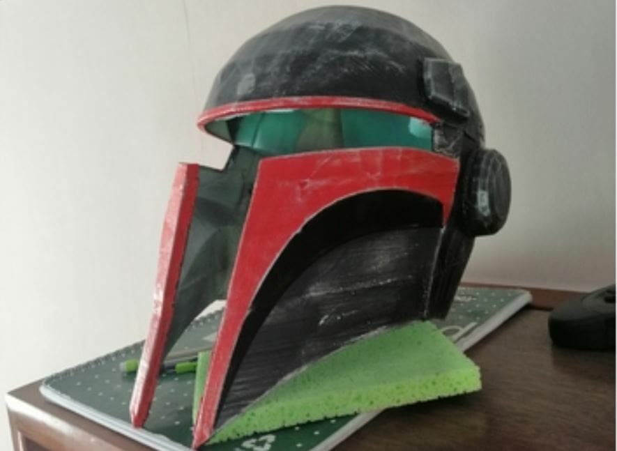 Sleek armor for Mandalorian spies