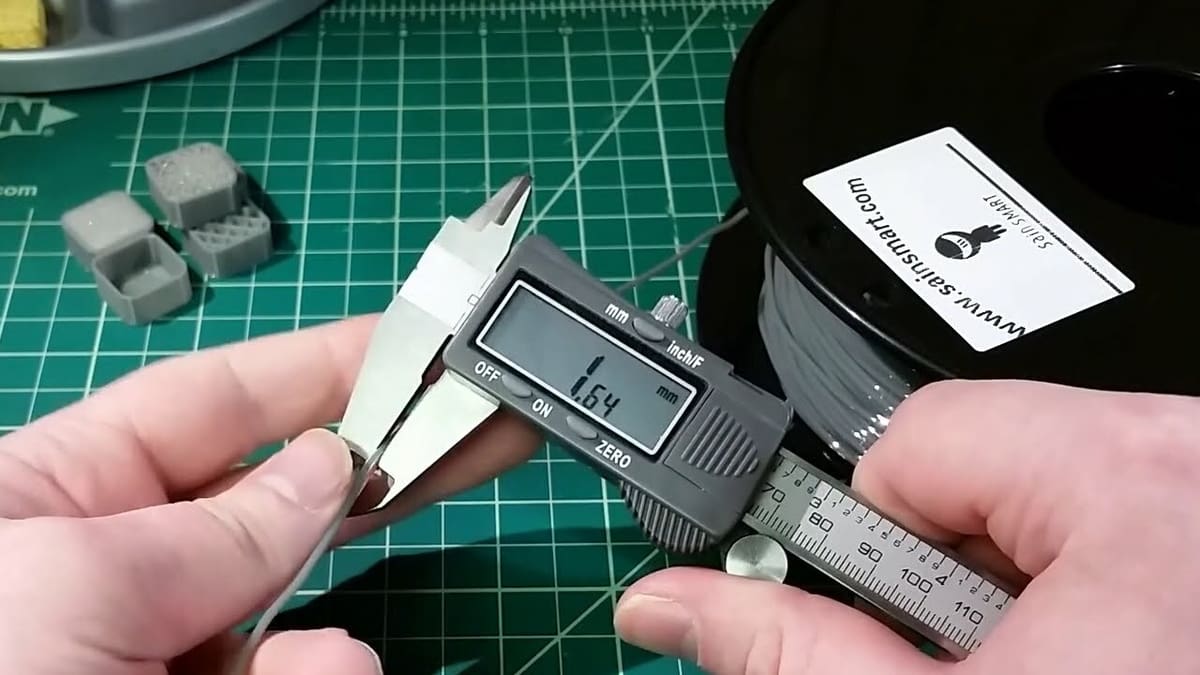 This filament is slightly less than 1.75mm in diameter
