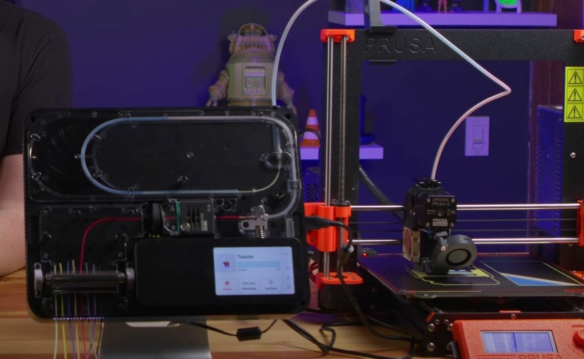 The Palette 3 Pro can let your printer use up to eight different filaments at once