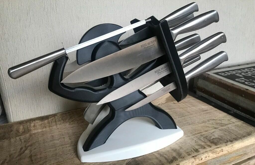 En garde! This is one tough knife block