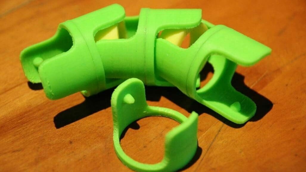 These modular joints require three pieces per swivel joint