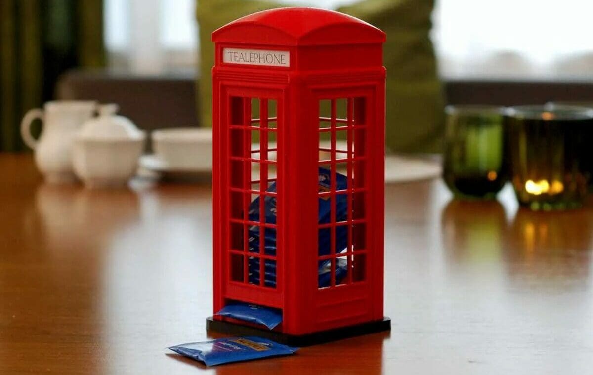The top is removeable so you can fill it with all of Mom's favorite teas!