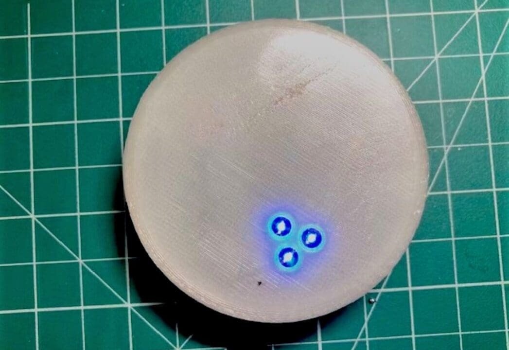 The dodowDIY is a DIY version of a sleeping aid that emits calming blue lights
