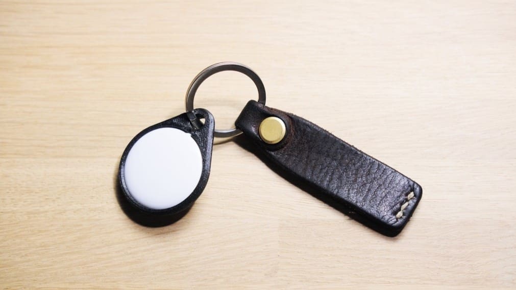Image of: 3. Airtag Holder