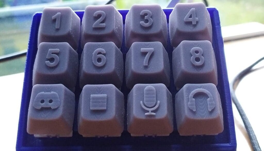 Labeled media keys are a great help for many people