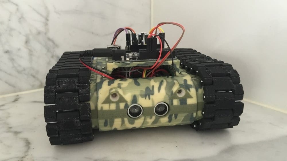 Photo de: 14. Tank robot MR-4
