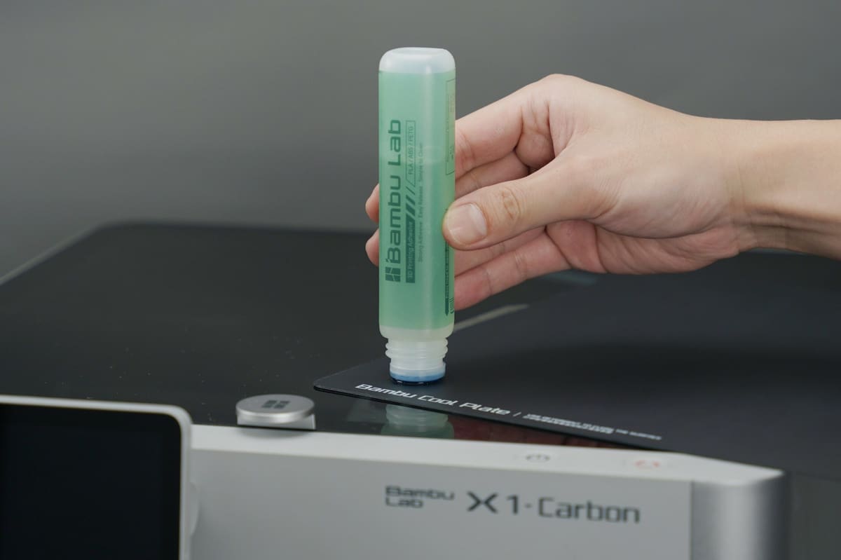 Adhesives can be applied to the build plate to prevent warping
