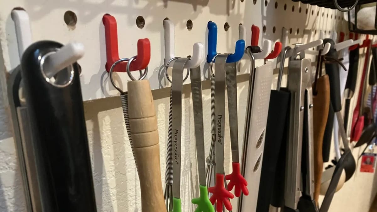 Image of: 16. Multipurpose Hooks