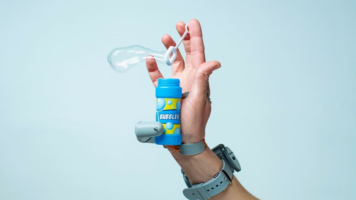A third opposable thumb? Is this the next step in evolution?