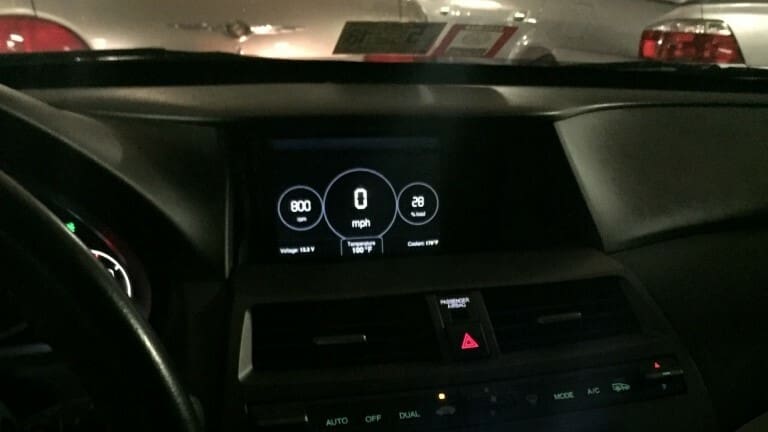 Keep track of your car's current data