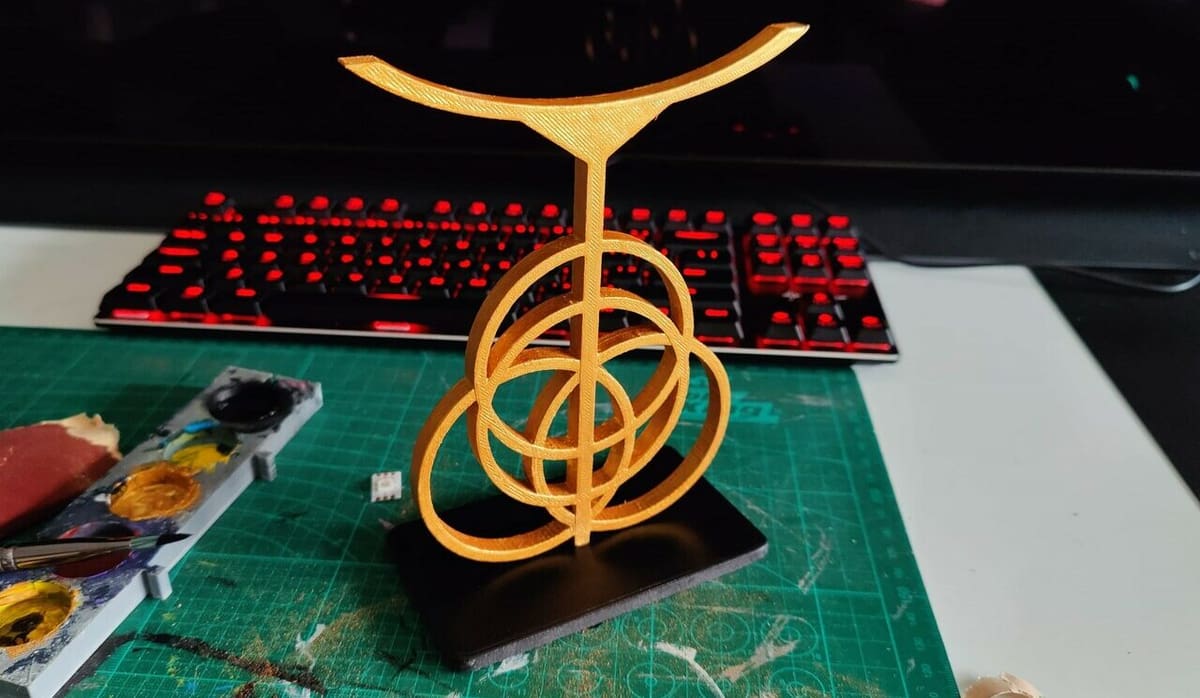 While simple, this Elden Ring logo looks great painted!