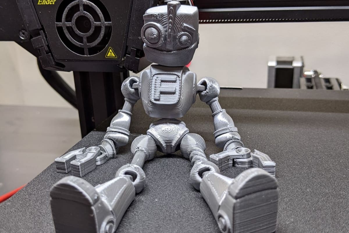 Image of: 17. Robot