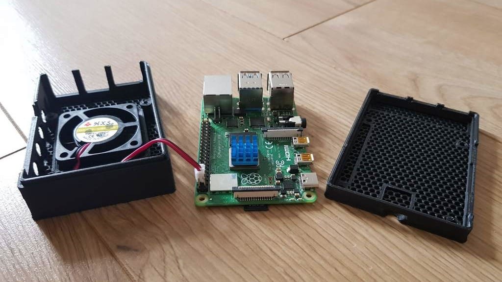 This case combines the benefits of enclosing your Pi with active cooling