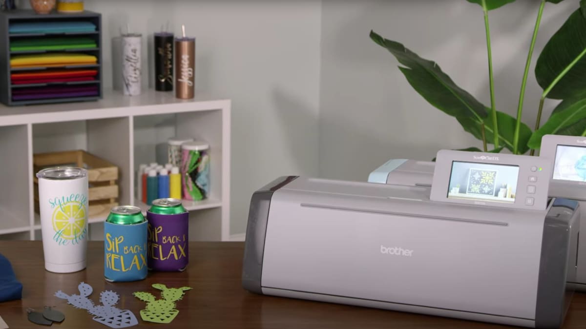 Scan, edit, and cut with the SDX125E