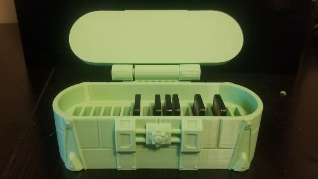 There are a total of four types of loot crates in Borderlands
