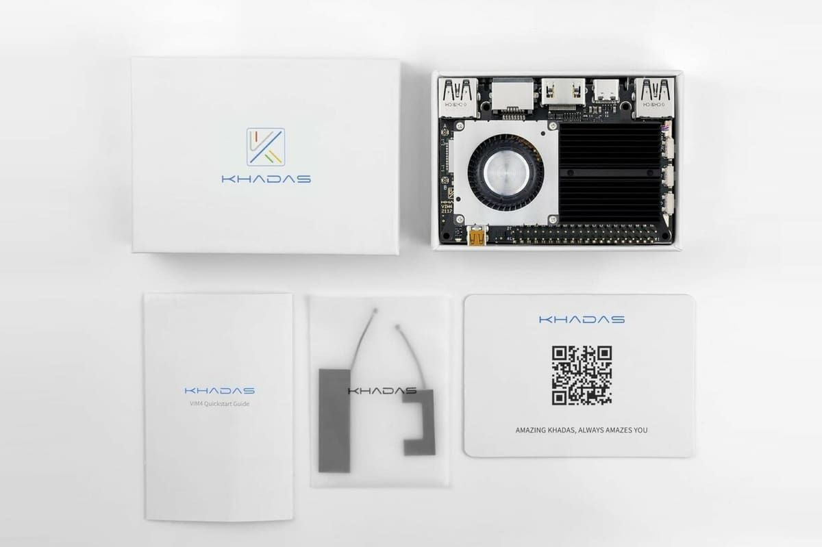 Two antennas are included in the box with the Khadas VIM4
