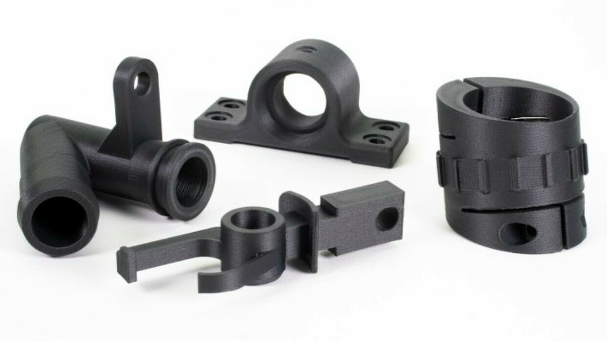 Prusament's PC-based carbon fiber filament has a dimensional tolerance of +/- 0.04 mm