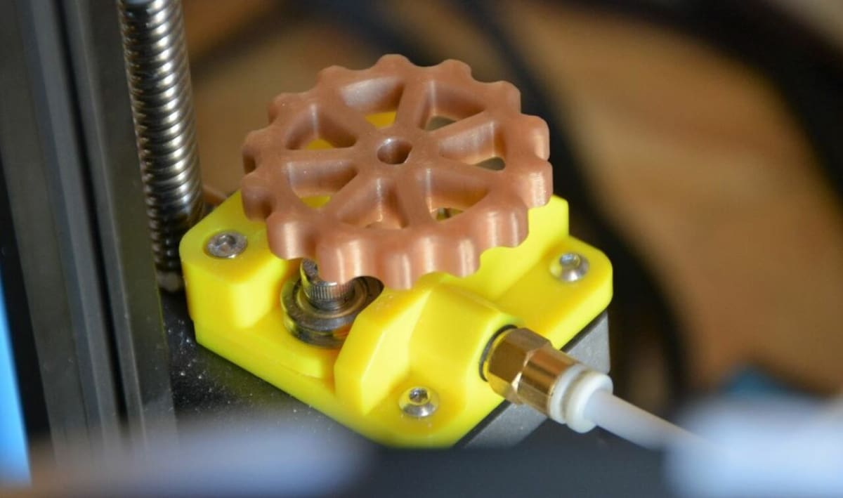 You can use an extruder knob meant for the Ender 3 on the Ender 2 Pro