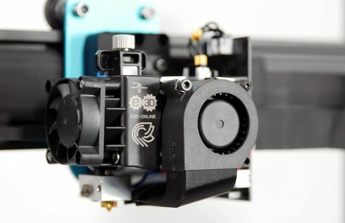 The E3D Hemera has a dual-drive extruder assembly and a powerful cooling fan