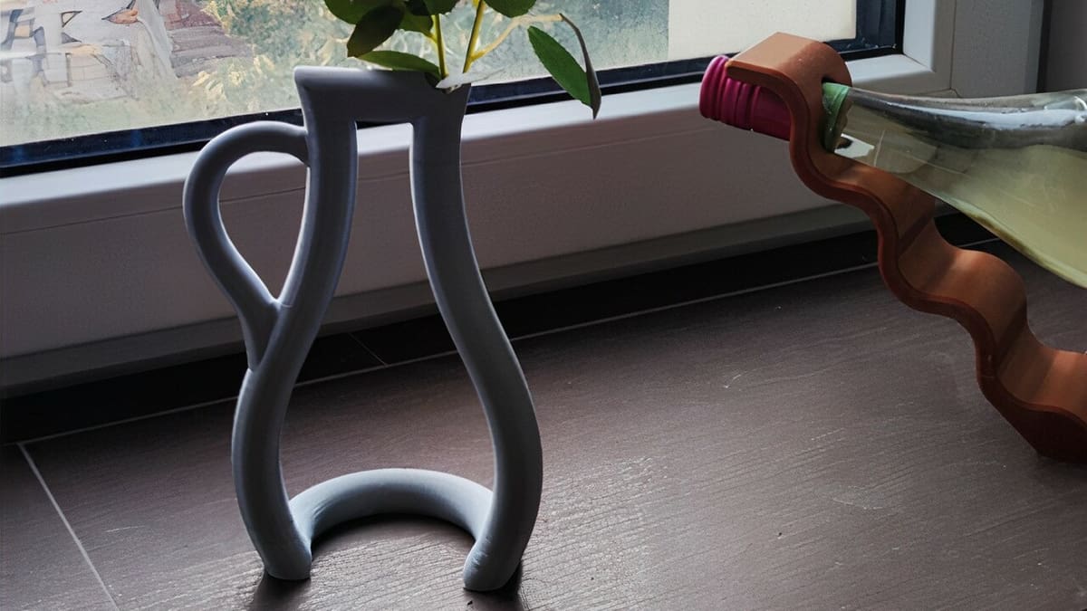 Is this vase 2D or 3D?