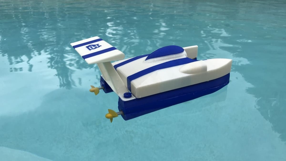 Image of: 15. Wi-Fi Propeller Boat