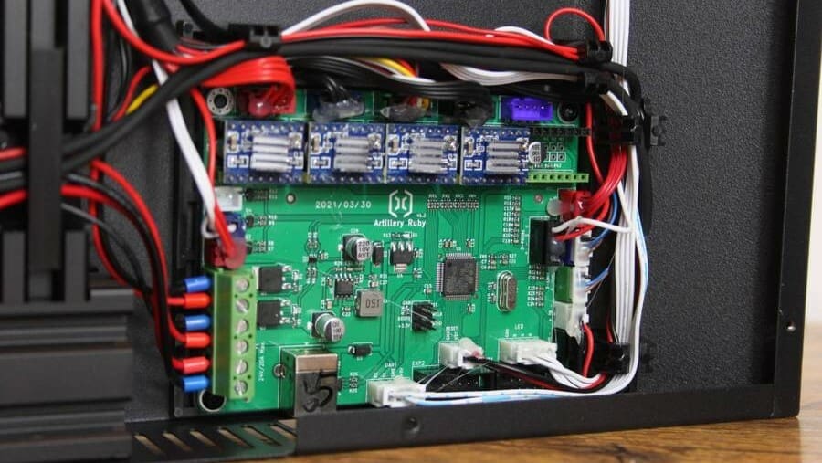 Marlin runs solely on the 3D printer's mainboard and can start print jobs without a control display