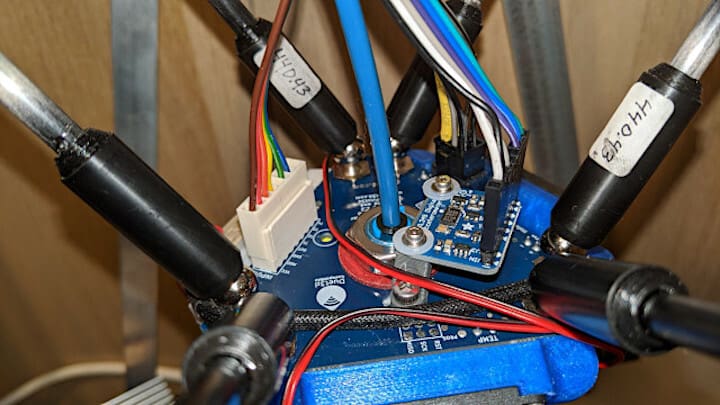 An ADXL345 accelerometer attached to a Delta printhead