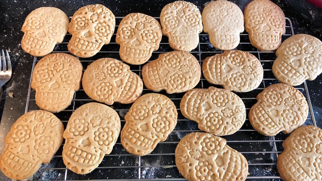 Separate these during baking to ensure they don't butt heads