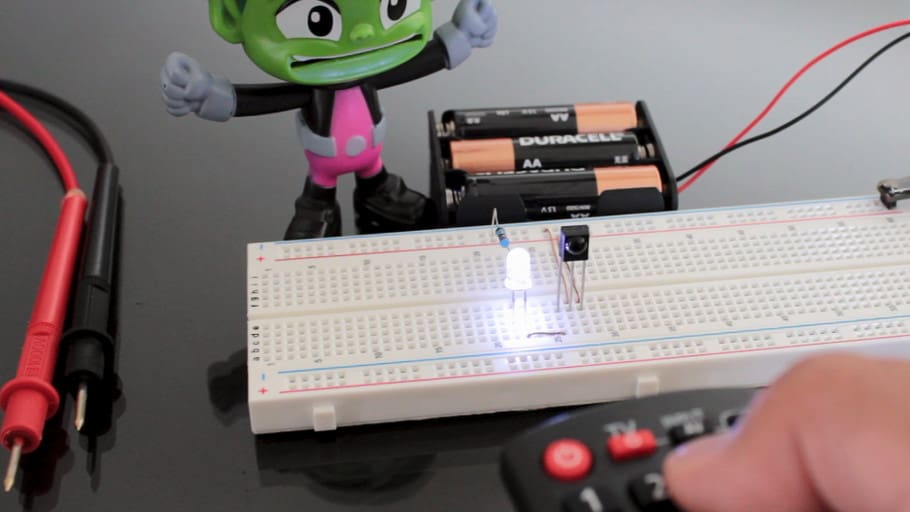 Imagen de Proyectos con Arduino / Proyectos de Arduino: Comprobador de mando a distancia