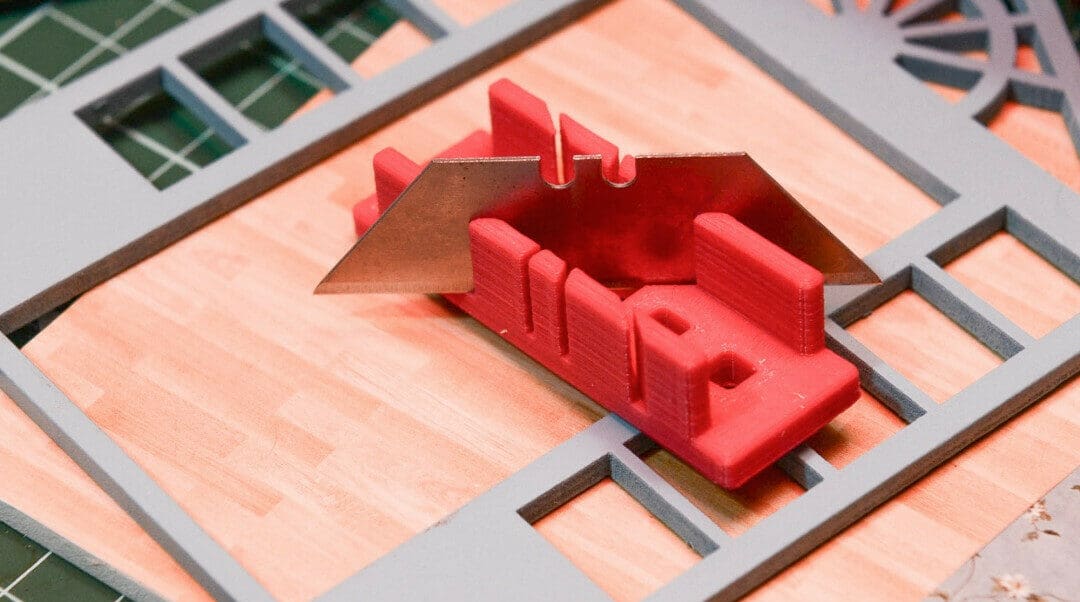 Scale this mitre box up or down to your heart's content