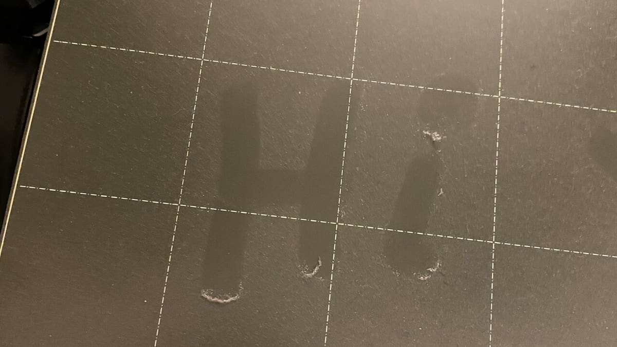 A dusty bed will make adhesion impossible