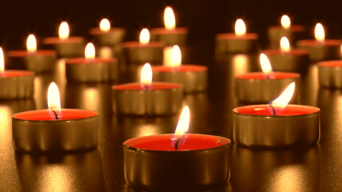 To be safe, keep your lithophane away from open flames