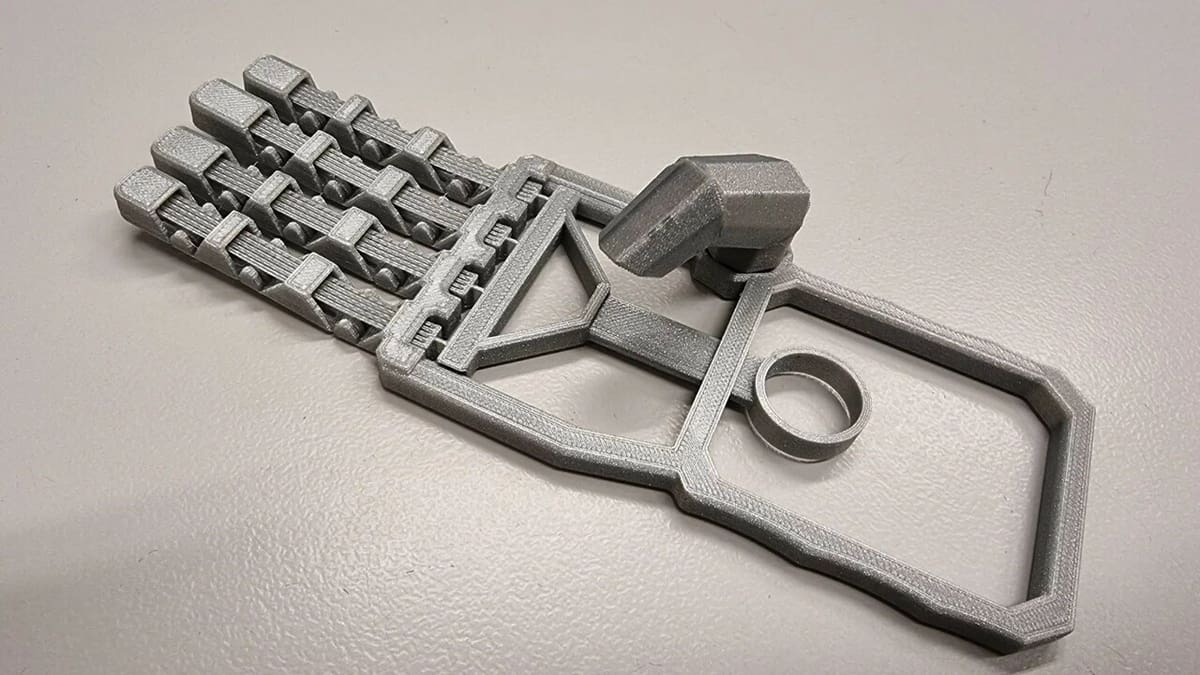 Kids will feel like a cyborg with these hands