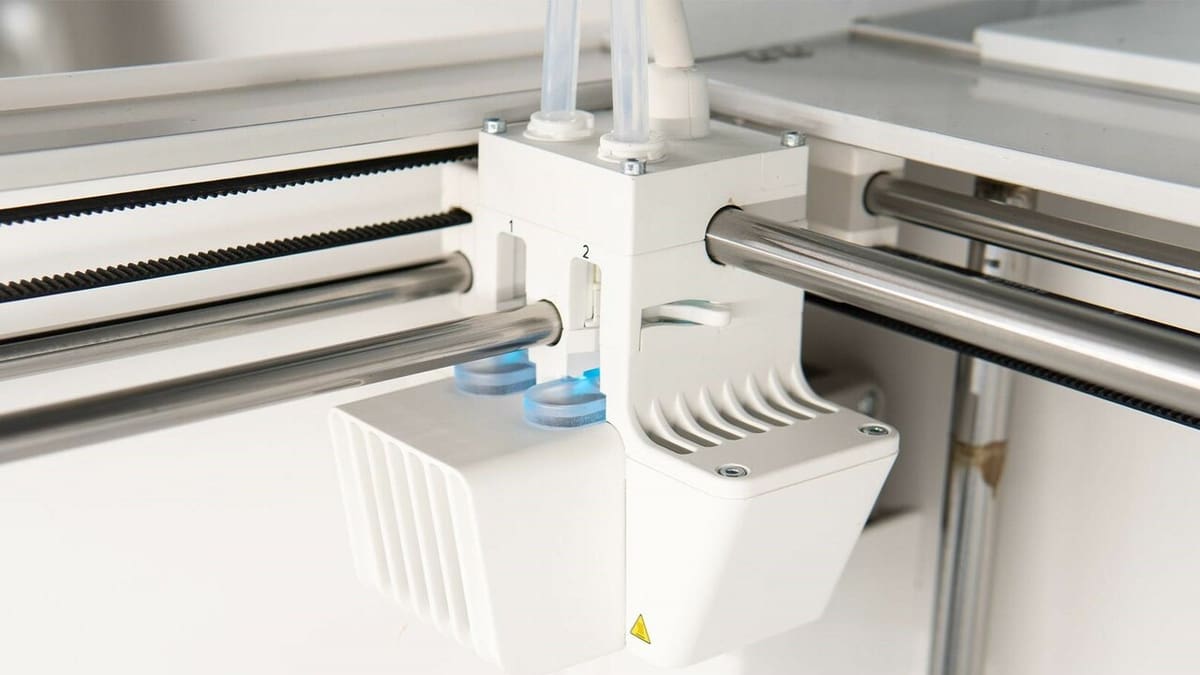 UltiMaker's S5 Pro Bundle has not one, but two Bowden tubes