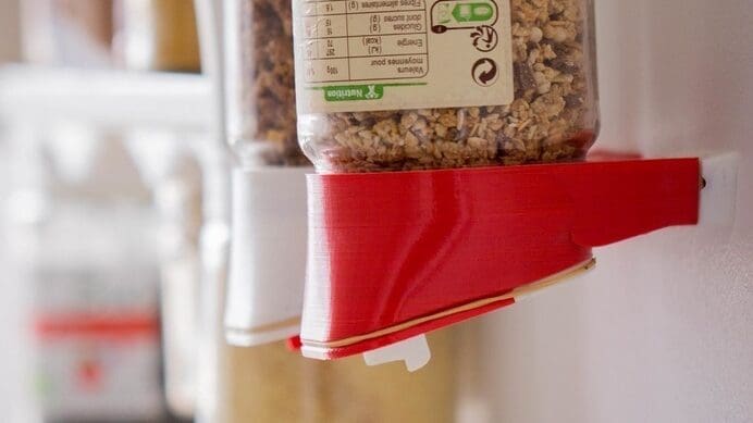 Thanks to this multi-purpose jar dispenser, your kitchen will be more functional