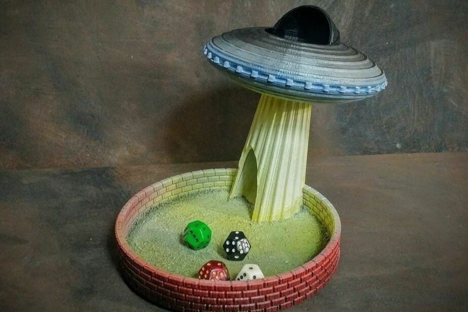 Image of: 32. Flying Saucer Dice Tower