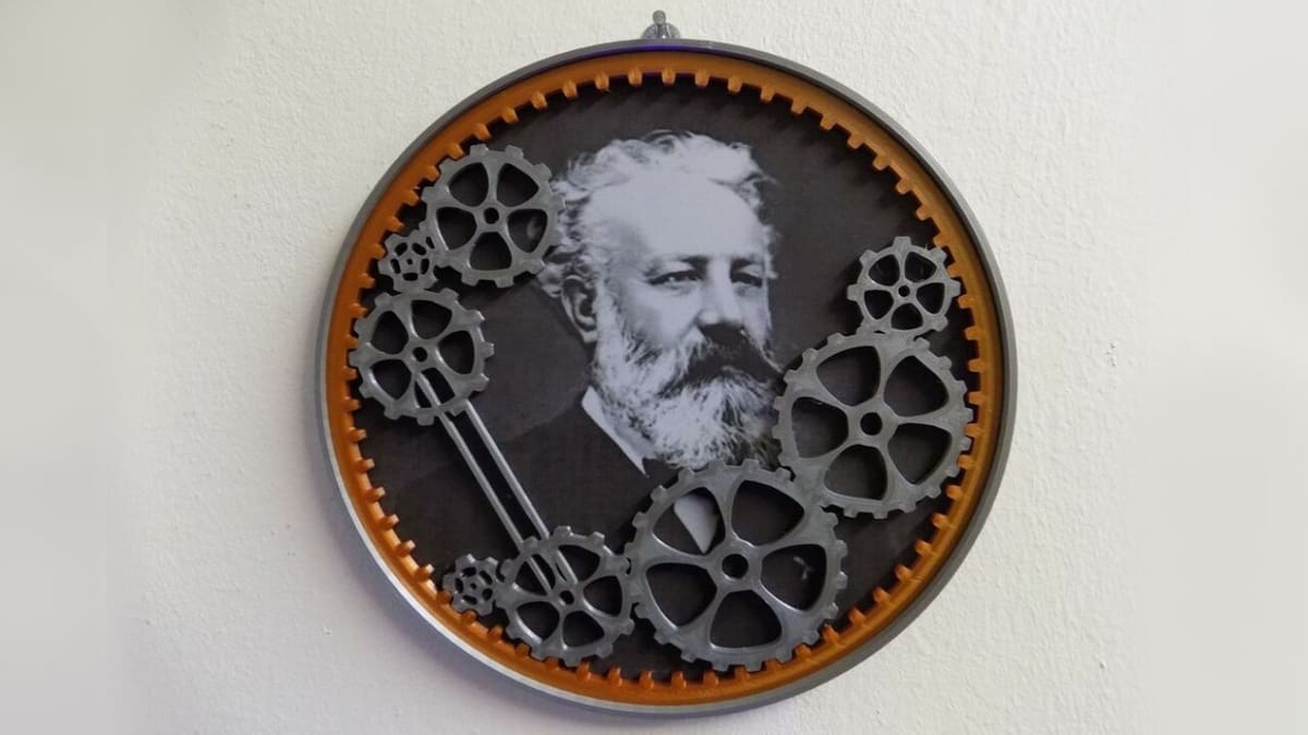 Print gears face down to get a smooth finish on the face of the frame