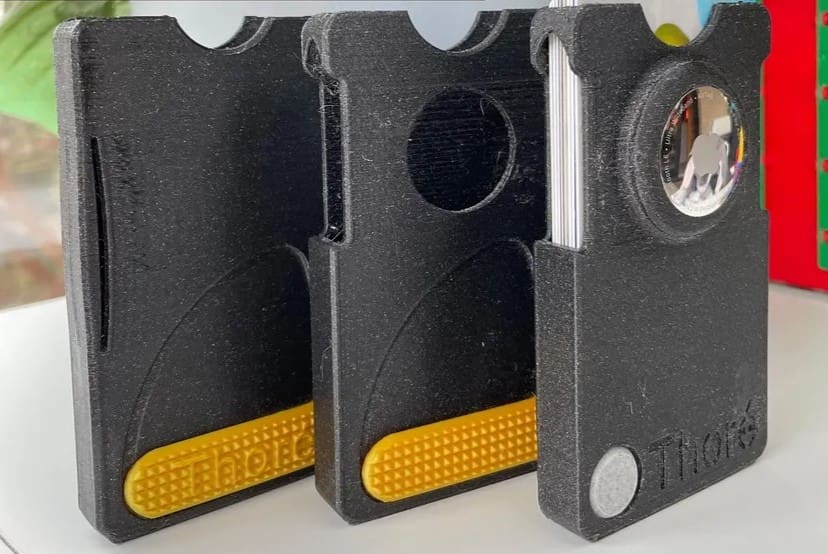 Image of: 4. Air Tag