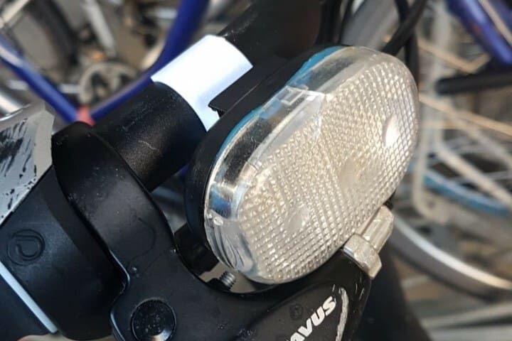 Image of: 9. Headlight Clip