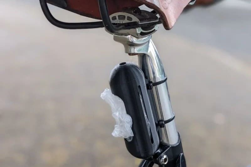 Image of: 11. Plastic Bag Cover Holder