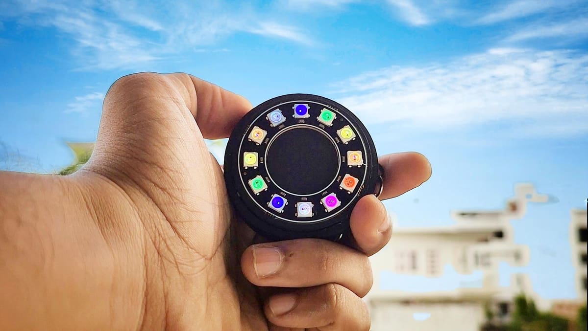 Imagen de Proyectos con Arduino / Proyectos de Arduino: Llavero LED antiestrés