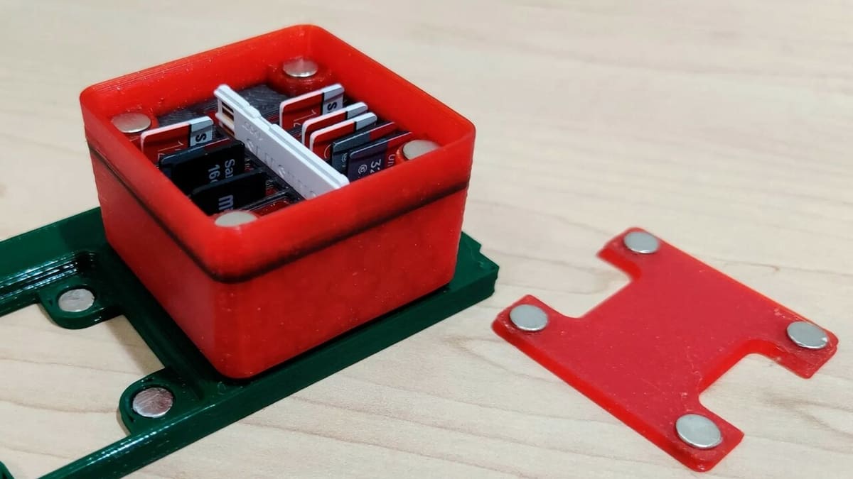 Storage for SD cards that fits perfectly in both your Gridfinity and your backpack