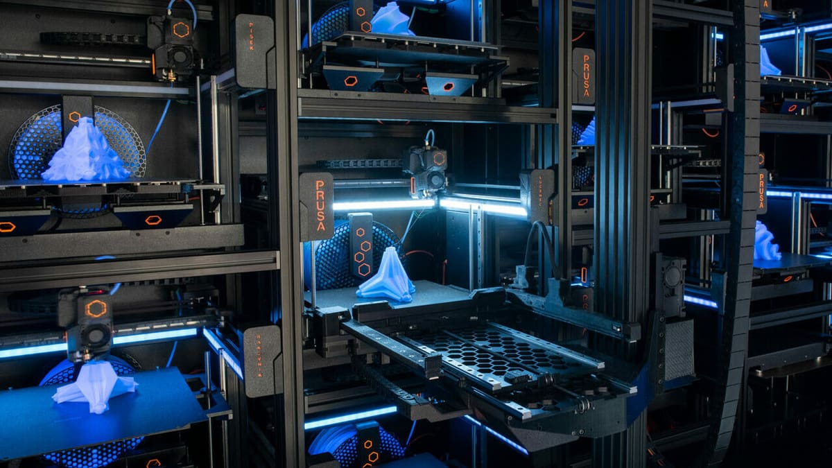 Prusa shows off 3D printing farms of the future in Dubai