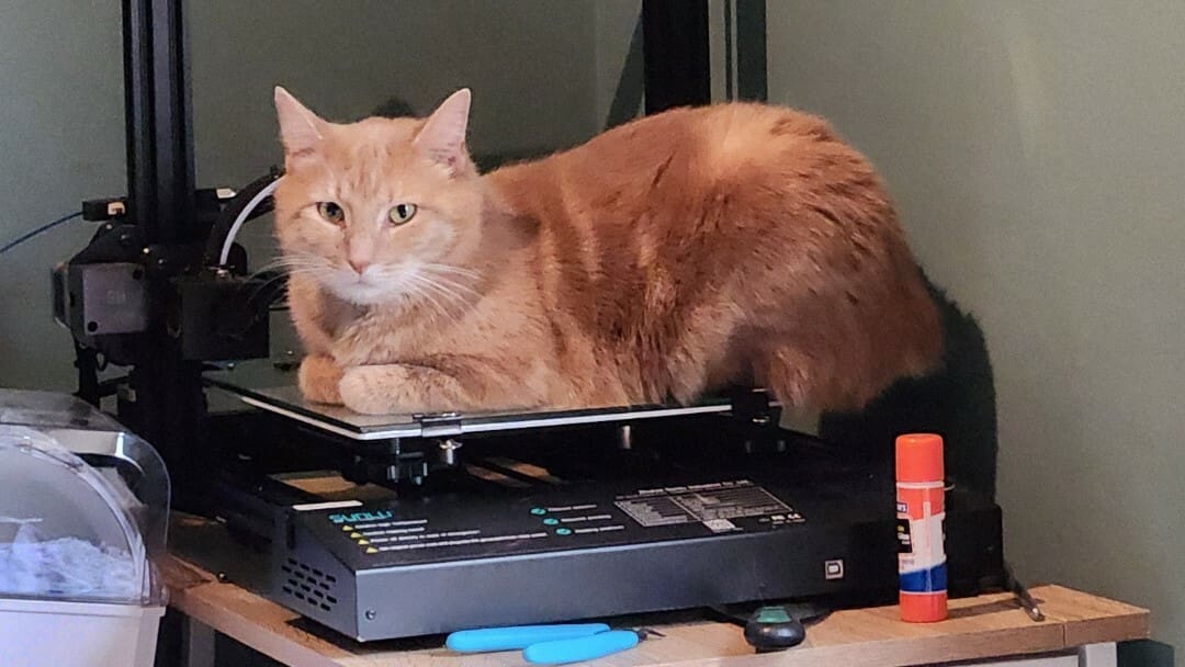 This user finally discovered why their print bed doesn't stay level