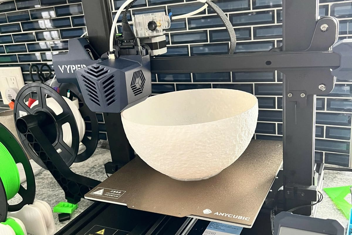 The Vyper accommodates your 3D printing needs with its larger build volume