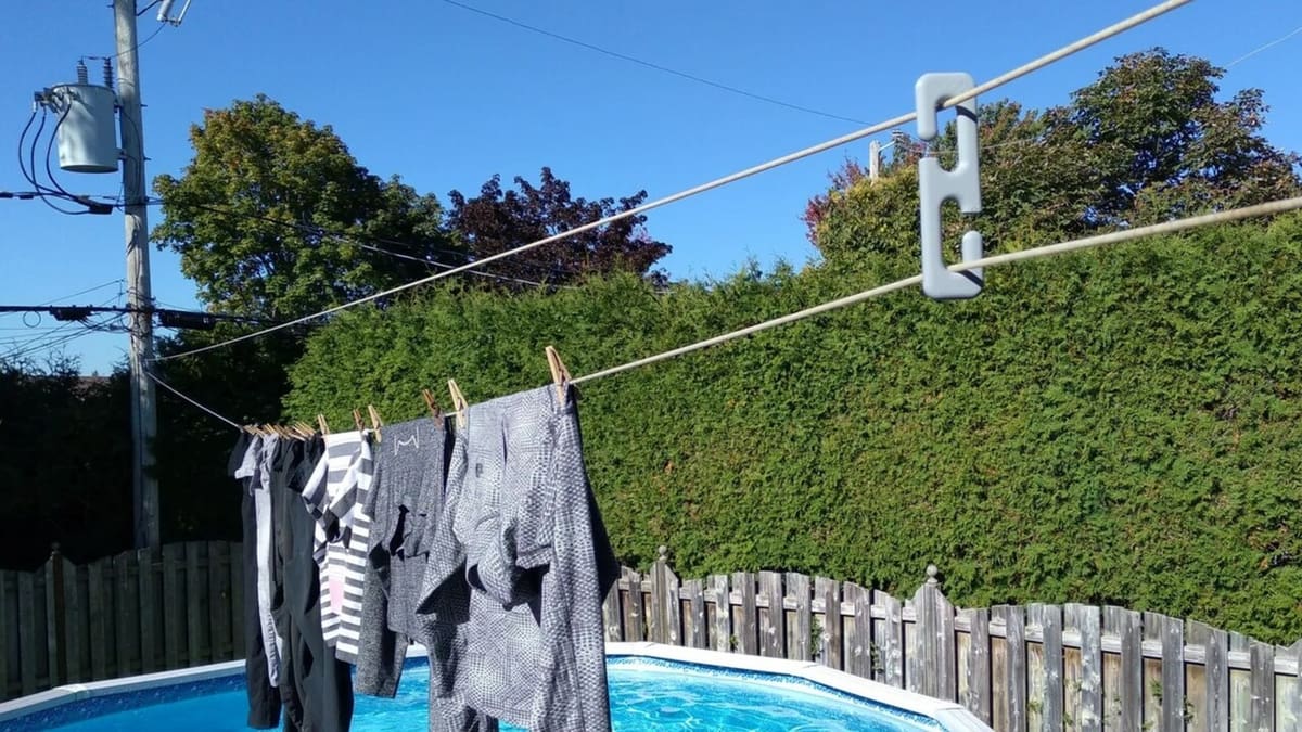 Even in the sun, this ASA hook performs well under tension