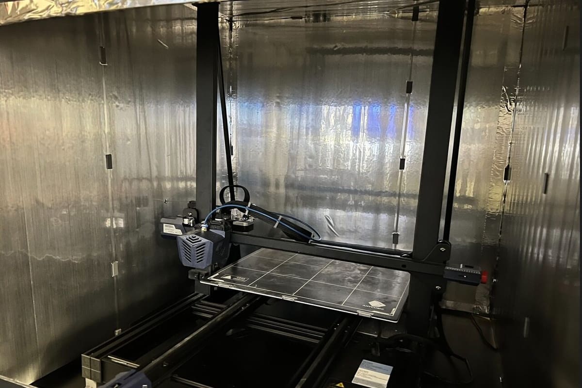 The size of the Kobra Max makes finding an enclosure on tall task