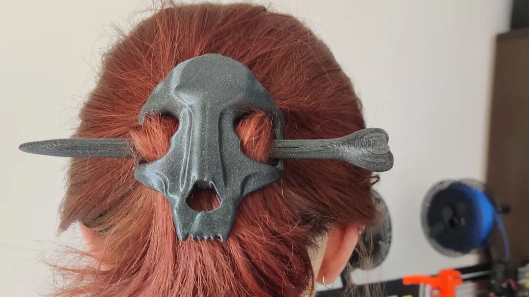 Customize the skull by trying out different filament colors