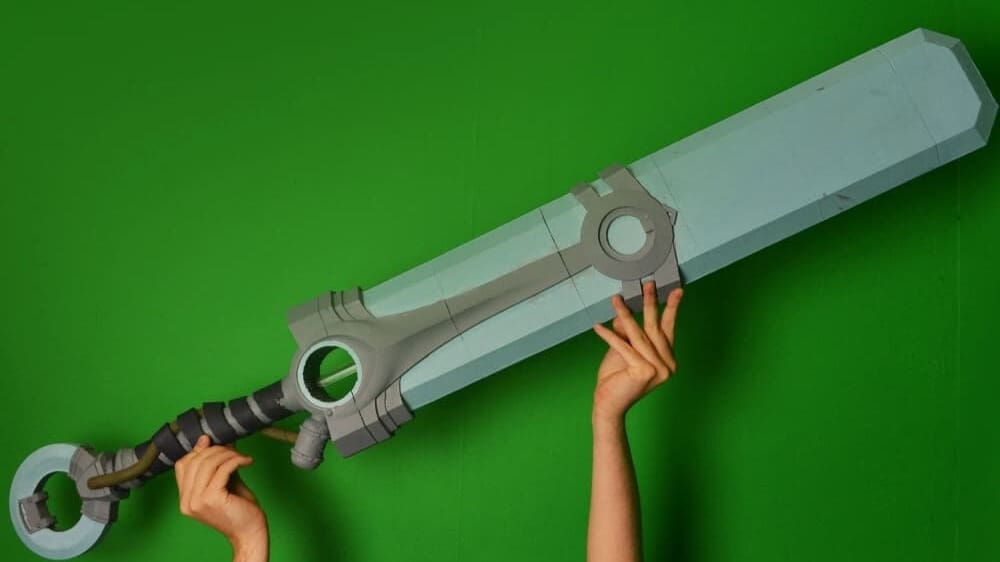 Support rods make 3D printed cosplay pieces sturdy