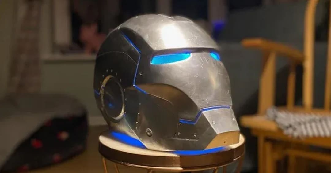 Metallic armor, human hero